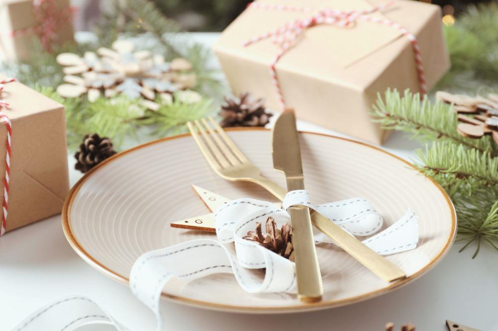 Как избежать переедания в новогодние праздники